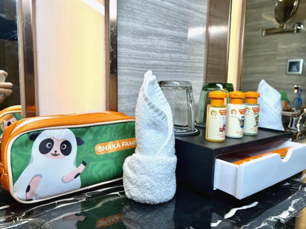 The Qube Hotel Jingzhou Exterior photo